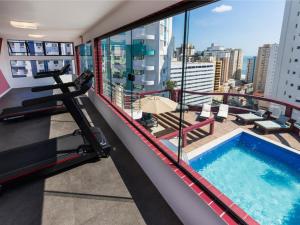 Cama em quarto quadruplo Réveillon Balneário Camboriú pacote 7 dias com café incluso preço unico promoção