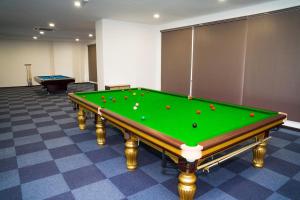 Molek Regency Studio 10 min Austin I 15 min CIQ -4pax PetFriendly, Netflix High Floor Unblock City Pool View, 1Carpark