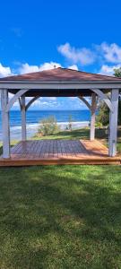 Relax Unwind Private Beachfront Escape with Stunning Views, Amazing Location