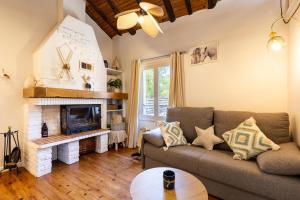 CaL QuEROL Sol i Neu