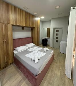 Tirana Center Apartment 2