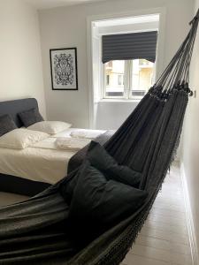 Quiet room in lively area with helpful Host!