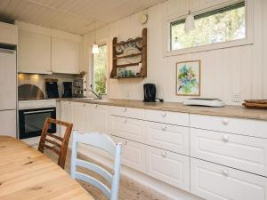 6 person holiday home in Bindslev