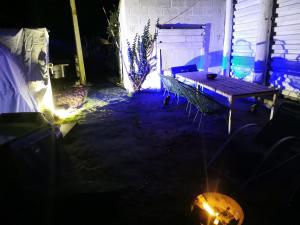 Dome One with Hot Tub, Lincoln, Projector, Firepit