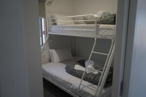 Lake Hume Holiday Park