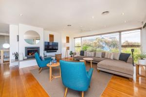 Anchor Beachfront - Pet Friendly on the Beach