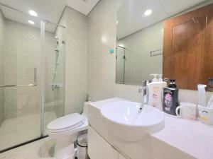 Landmark Signature Apartment