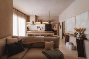 Boho-Chic 3BR Villa with Luxury , 2-Mins to Beach