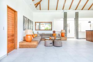 Canggu 400m to Beach Escape 4br Designer villa
