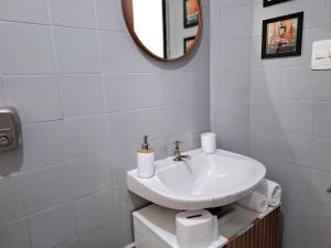 Ap 313 - a poucos passos da Avenida Paulista!