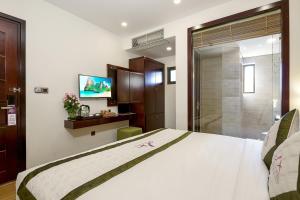 Alani Sea View Hotel