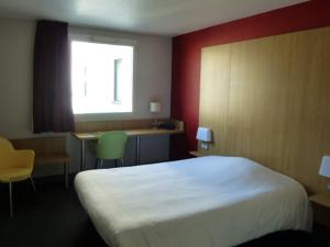 Hotels B&B HOTEL La Rochelle Centre : photos des chambres