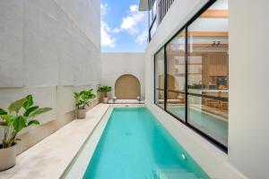 Villa Thre by Pertama Management