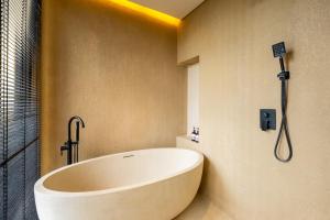 Villa Thre by Pertama Management