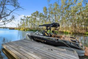 Bundalong Luxury Riverfront Escape