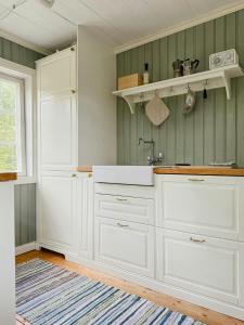 Historic 19Th Century Cottage In Blekinge