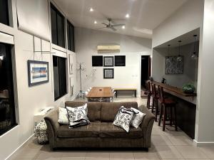 Pet Friendly, Flex Check-InOut, Australiana Touch