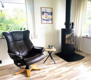 Cosy Holiday House Near Child Friendly Beach