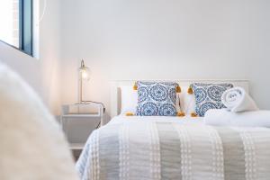 Modern 2BR Apartment in the Heart of Wolli Creek