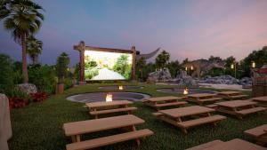 T-Rex Glamping, Dubai Parks and Resorts