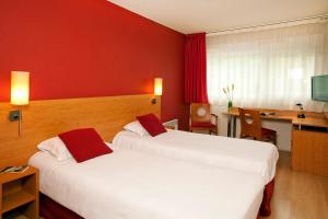 Appart'hotels Sejours & Affaires Poitiers Lamartine : photos des chambres