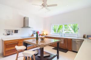 Casa La Torre, Luxury private waterfront villa