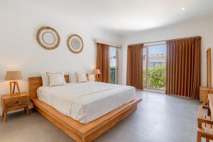 Astana Chinta Villa in Berawa Beach