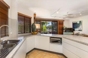 Koranba 2 - 66 Lawson Street