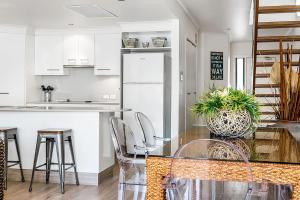 Solace 3 - 8 Lawson Street