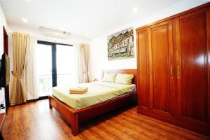 SIMI Homes Studio Balcony Hanoi Old Quarter For 2 With Elevator Lane 45 Phan Dinh Phung