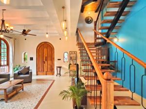 Villa Laz, Parra close to calangute- Pool,Jacuzzi,Cook