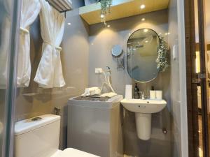 1BR Makati, Air Residences M010