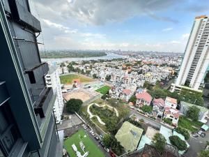 Luxury Apartment in Central Saigon