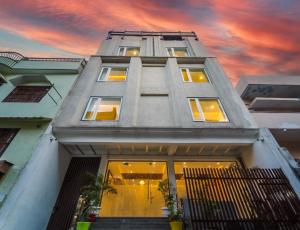 Tripli Hotels Sandalwood