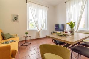 Casa Faccio Private Garden E Comfort near the Station and Arena