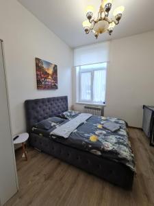 ЛИЧАКІВСЬКА 19 Центр