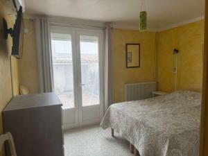 Maison 3 pièces mezzanine PORT LA NOUVELLE PN000-107