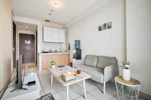 Mekarwangi Square by Eazystay