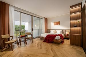 Mee Villa Modern 6BR Villa Rooftop Pool, Steambath& Elevator