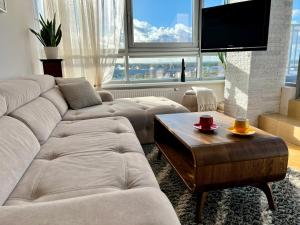 Panoramic sea-view penthouse