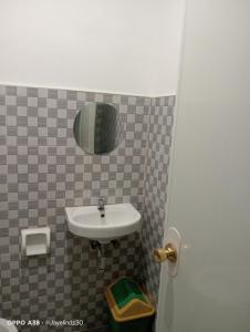 Lapyahan Guest House Room 5