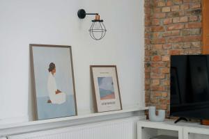 Charming Apartment in a Perfect Location Suitable for 4 People by Noclegi Renters