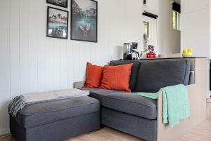 Cute and Cozy Guesthouse near Water