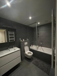 Refined apartment with terraces