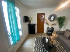 Jolie 2 pieces metro voltaire - Paris 11 - 2P