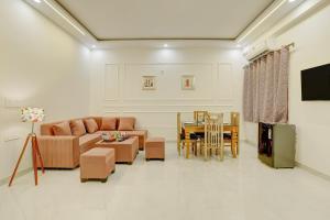Freesia 3-BHK Apartment With Common Gaming Zone Near Popular Malls
