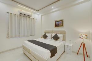 Freesia 3-BHK Apartment With Common Gaming Zone Near Popular Malls
