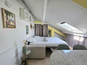 Cosy sous les toits - Nice Gare - 2 pers