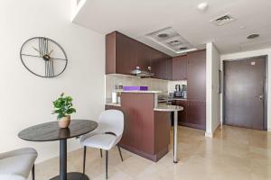 Silkhaus Gallery Studio at Sky Gardens in DIFC