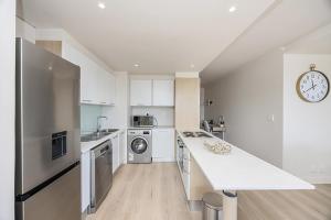 Horizon Bay 506 by HMH